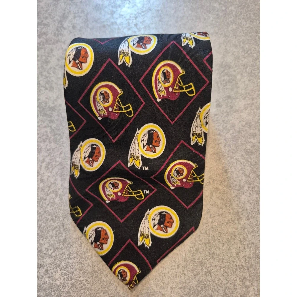 Vintage Washington Redskins Tie RM Sport NFL Football Burgundy Gold Black‎